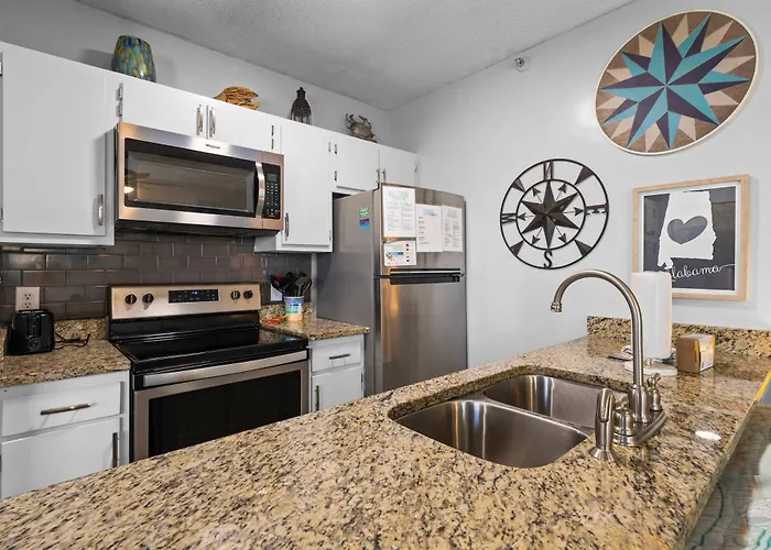 Snowbird-friendly With Pools Hot Tub Golf Tennis Wifi Ac *